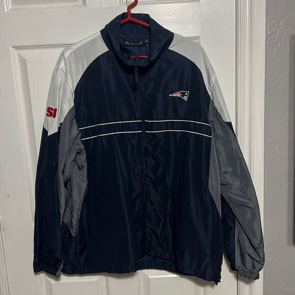 🔥🔥 Vintage NEW ENGLAND PATRIOTS SI NFL Windbreaker Jacket - EXCELLENT - Sz XL - Picture 1 of 10